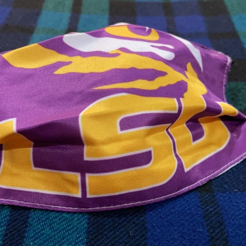 6/$20 New LSU face mask